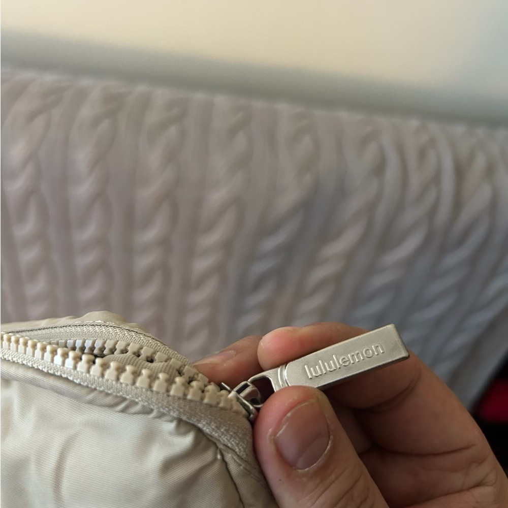 SOLD- Lululemon Cream Belt Bag - Picture 4 of 5